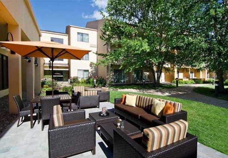 Courtyard Kansas City Overland Park/Metcalf, South Of College Boulevard Eksteriør bilde